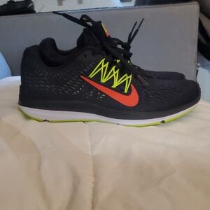 Nike Zoom Winflo 5